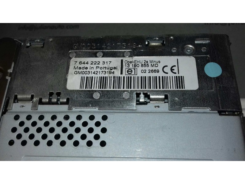 Recambio de sistema audio / radio cd para opel meriva cosmo referencia OEM IAM 7644222317 13190855 BLAUPUNKT