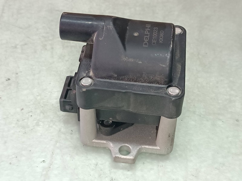Recambio de bobina encendido para volkswagen polo berlina (6n1) básico referencia OEM IAM CE10023   Recambio de bobina encendido para volkswagen polo berlina (6n1) básico referencia OEM IAM CE10023