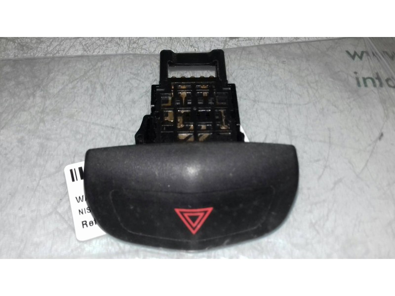 Recambio de warning para nissan primera berlina (p12) acenta referencia OEM IAM 06016  5 + 3 PINES Recambio de warning para nissan primera berlina (p12) acenta referencia OEM IAM 06016  5 + 3 PINES