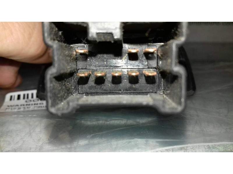 Recambio de warning para nissan primera berlina (p12) acenta referencia OEM IAM 06016  5 + 3 PINES Recambio de warning para nissan primera berlina (p12) acenta referencia OEM IAM 06016  5 + 3 PINES