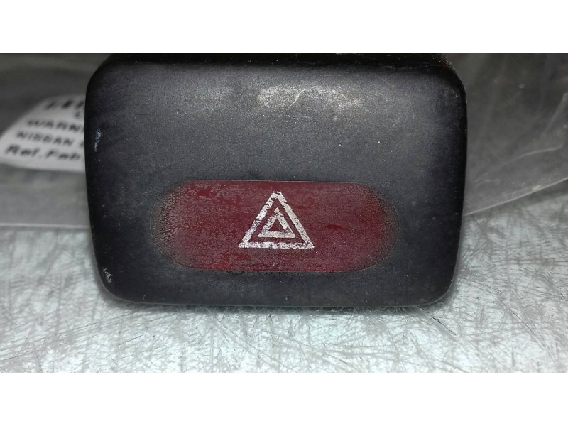 Recambio de warning para nissan sunny berlina (n14) lx referencia OEM IAM   4+ 4 PINES Recambio de warning para nissan sunny berlina (n14) lx referencia OEM IAM   4+ 4 PINES