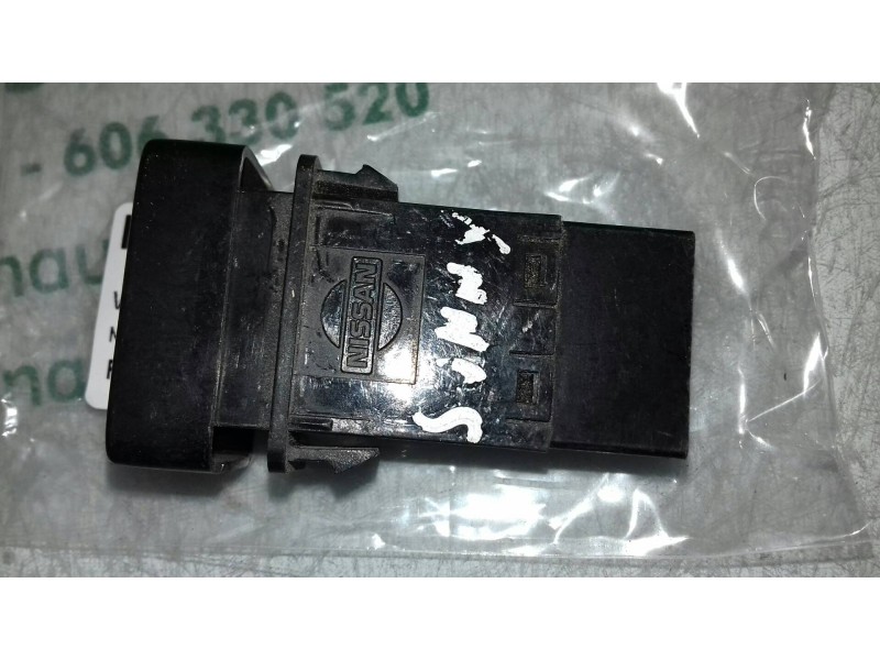 Recambio de warning para nissan sunny berlina (n14) lx referencia OEM IAM   4+ 4 PINES Recambio de warning para nissan sunny berlina (n14) lx referencia OEM IAM   4+ 4 PINES