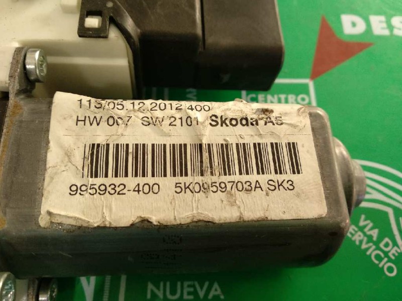 Recambio de motor elevalunas trasero izquierdo para skoda octavia berlina (1z3) ambition referencia OEM IAM 5K0959703A 995932400