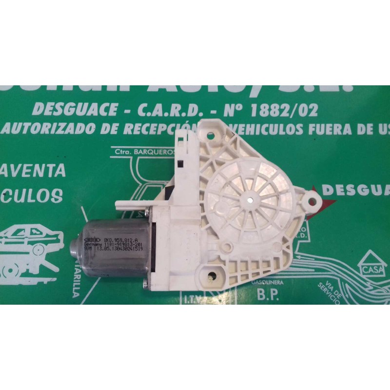 Recambio de motor elevalunas trasero derecho para audi a1 sportback (8xa) ambition referencia OEM IAM 8K0959812A 1101919813201 1