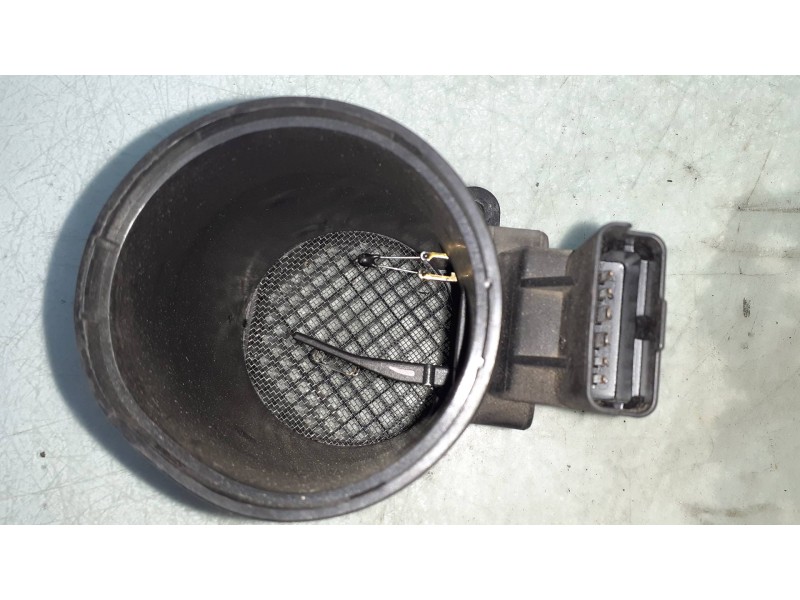 Recambio de caudalimetro para renault megane ii classic berlina confort authentique referencia OEM IAM H7700104426 7700109812 5W