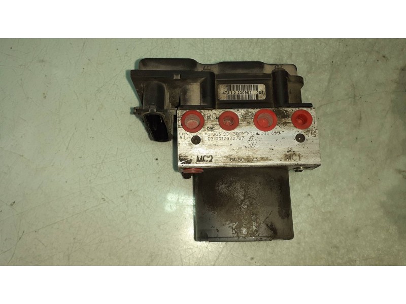 Recambio de abs para renault megane ii classic berlina confort authentique referencia OEM IAM 8200038695 0265231300 0265800300