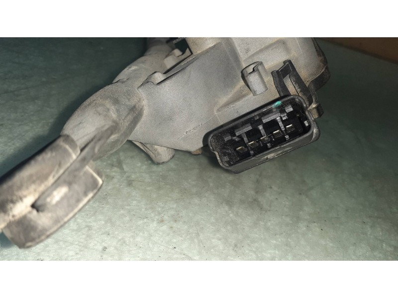 Recambio de motor limpia delantero para peugeot 107 urban referencia OEM IAM 6405HT  VALEO