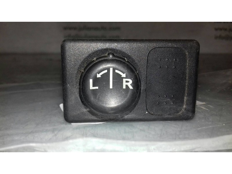 Recambio de mando retrovisor para nissan primera berlina (p12) acenta referencia OEM IAM  VERDE 3 + 4 PINES Recambio de mando retrovisor para nissan primera berlina (p12) acenta referencia OEM IAM  VERDE 3 + 4 PINES