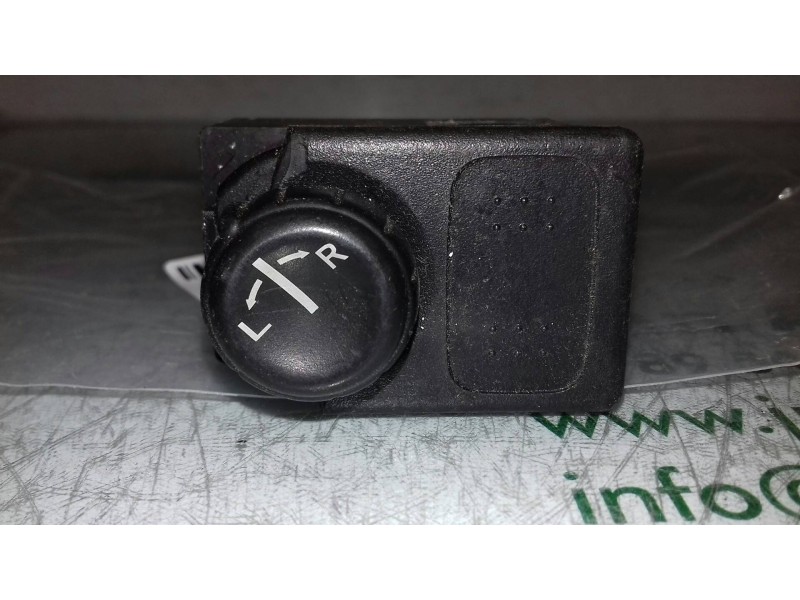 Recambio de mando retrovisor para nissan primera berlina (p12) acenta referencia OEM IAM  VERDE 3 + 4 PINES