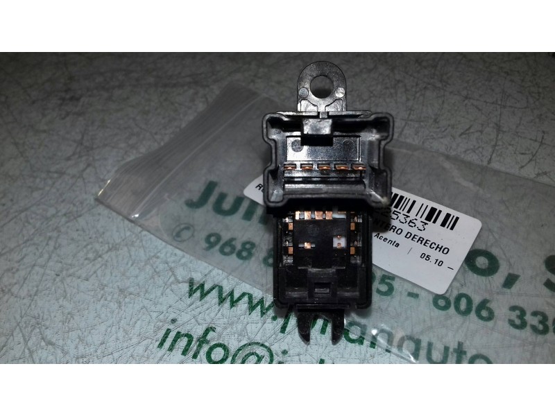 Recambio de mando elevalunas delantero derecho para nissan juke (f15) acenta referencia OEM IAM 254111KL0A NEGRO 5 PINES