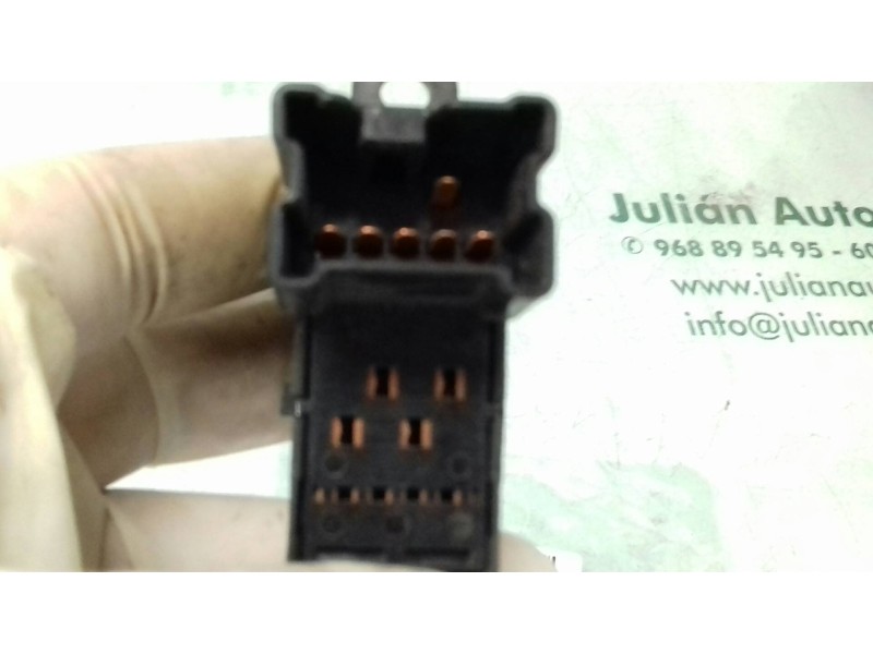 Recambio de mando elevalunas trasero izquierdo para nissan qashqai (j10) tekna referencia OEM IAM  NEGRO 5 + 1 PINES