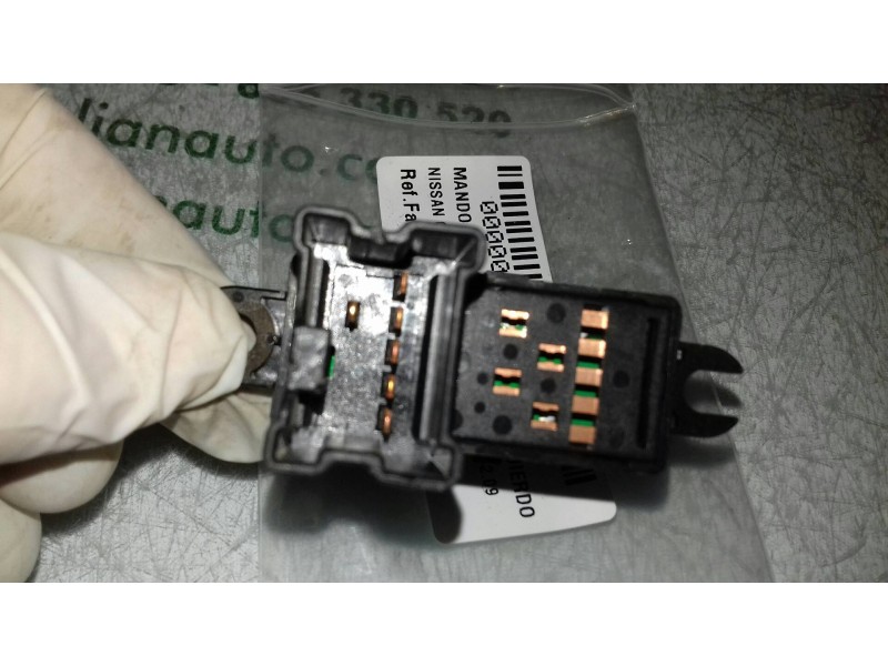 Recambio de mando elevalunas delantero izquierdo para nissan qashqai (j10) tekna referencia OEM IAM 25411JD000 NEGRO 5 + 1 PINES