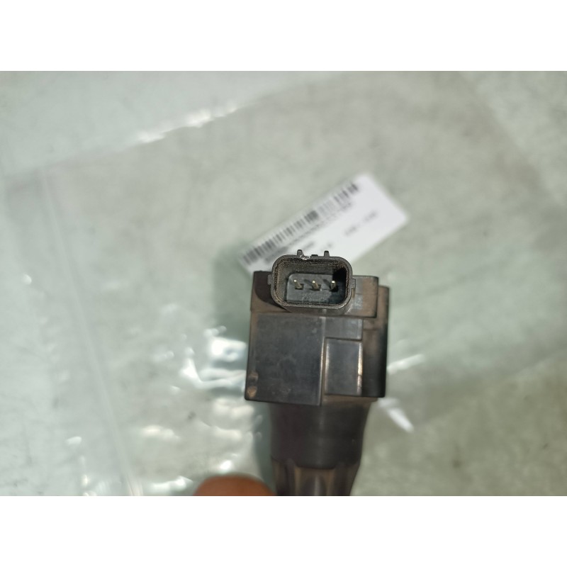 Recambio de bobina encendido para honda jazz (gd1/5) 1.2 ls referencia OEM IAM 20370 CONECTOR 3 PINES BREMI