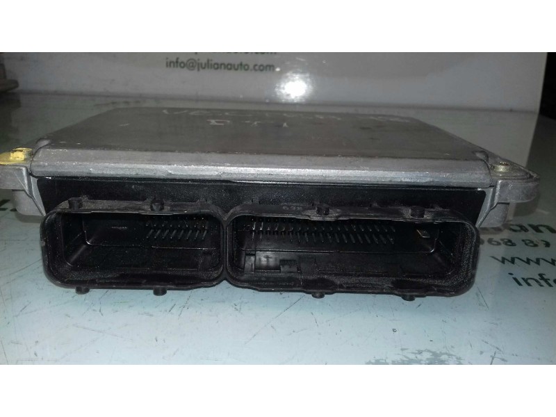 Recambio de centralita motor uce para opel vectra b berlina básico (1999) referencia OEM IAM 90508986 0281001633 BOSCH