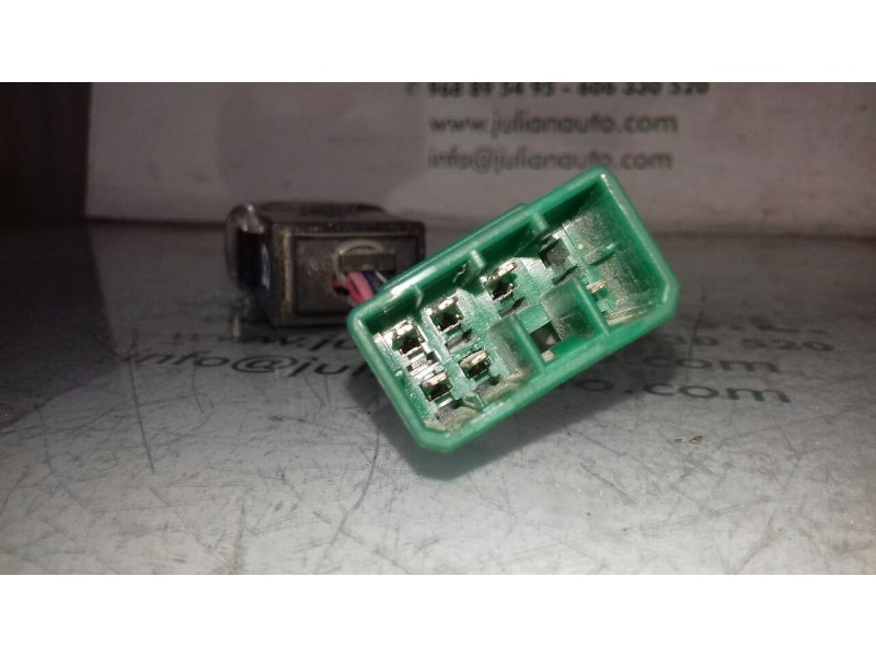 Recambio de interruptor para kia carnival td ls referencia OEM IAM HTRRR  3+3 PINES