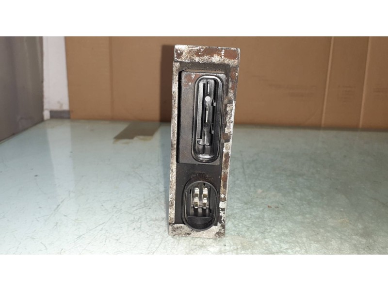Recambio de caja precalentamiento para renault megane i classic (la0) 1.9 d europa referencia OEM IAM 7700100703  NAGARES Recambio de caja precalentamiento para renault megane i classic (la0) 1.9 d europa referencia OEM IAM 7700100703  NAGARES