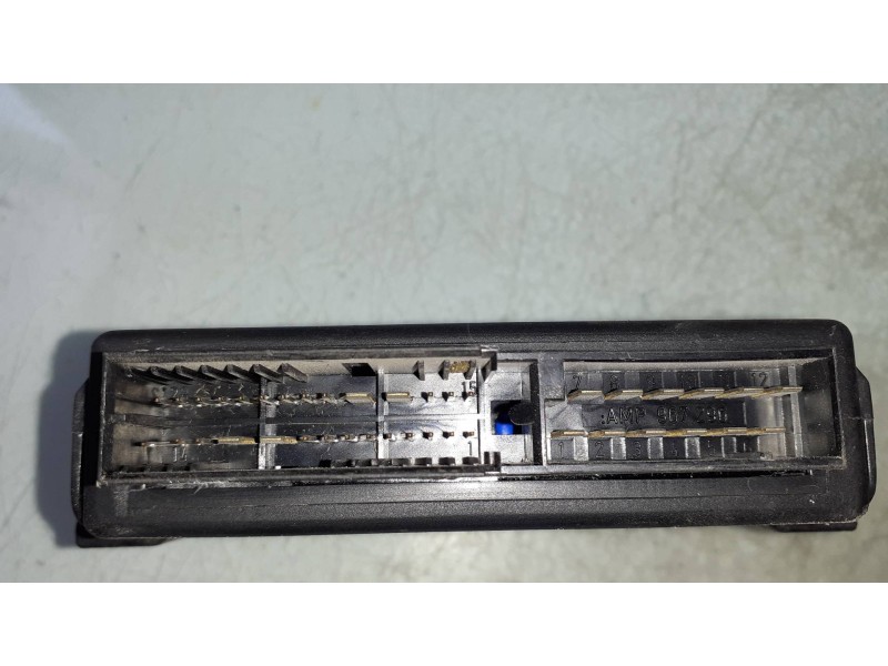 Recambio de centralita cierre para opel vectra b berlina 2.0 dti referencia OEM IAM 90464713 9330065147 MU