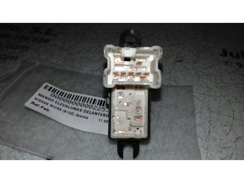 Recambio de mando elevalunas delantero derecho para nissan micra (k12e) acenta referencia OEM IAM  BLANCO 5 + 1 PINES