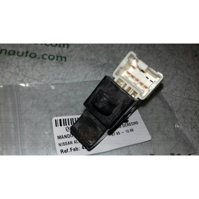 Recambio de mando elevalunas delantero derecho para nissan almera (n15) gx referencia OEM IAM 49142 BLANCO 5 + 1 PINES