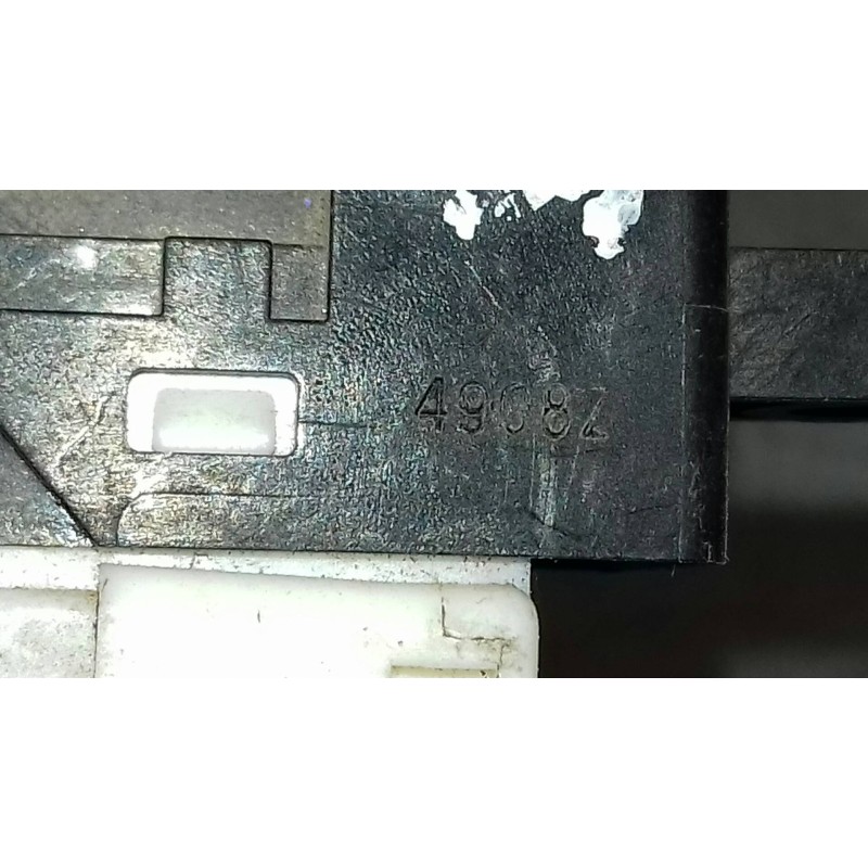 Recambio de mando elevalunas trasero izquierdo para nissan almera (n15) gx referencia OEM IAM 49082 BLANCO 5 + 1 PINES