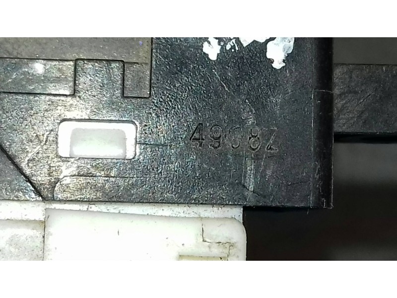 Recambio de mando elevalunas trasero izquierdo para nissan almera (n15) gx referencia OEM IAM 49082 BLANCO 5 + 1 PINES