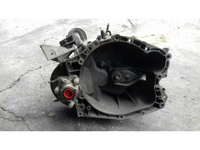 Recambio de caja cambios para peugeot 307 (s1) xr referencia OEM IAM 20DM39 4621622 B 5 VELOCIDADES