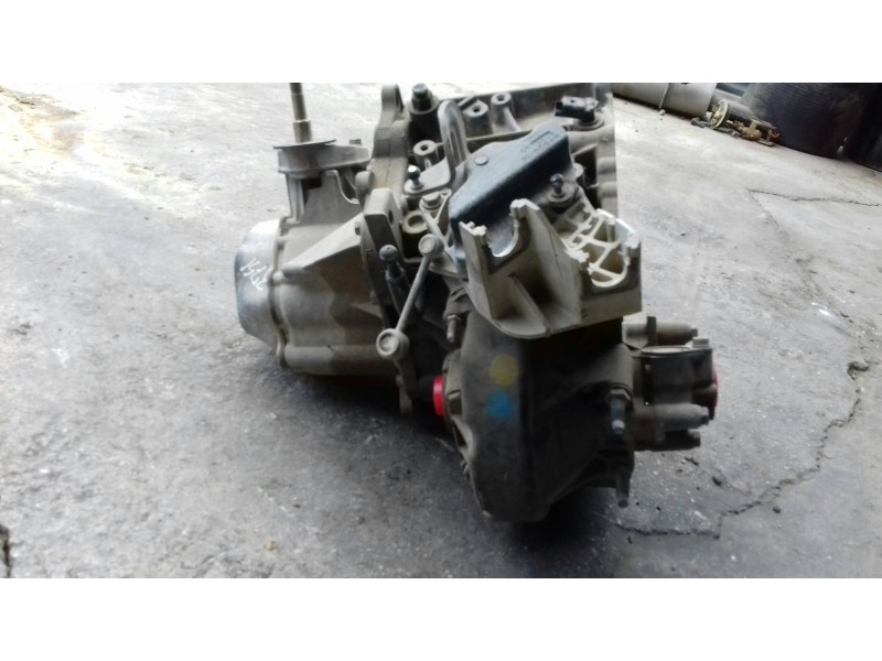 Recambio de caja cambios para peugeot 307 (s1) xr referencia OEM IAM 20DM39 4621622 B 5 VELOCIDADES
