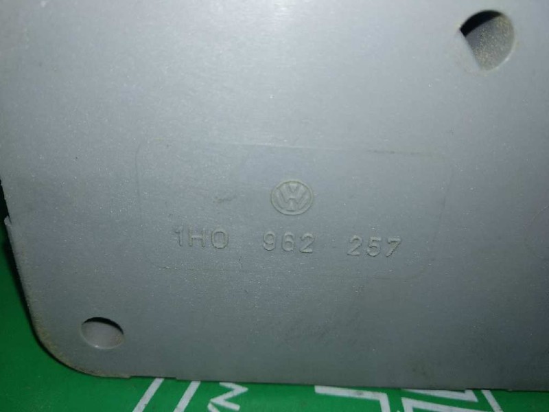 Recambio de centralita cierre para volkswagen golf iii berlina (1h1) referencia OEM IAM 1H0962257  HELLA Recambio de centralita cierre para volkswagen golf iii berlina (1h1) referencia OEM IAM 1H0962257  HELLA