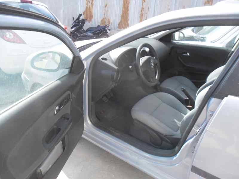 seat cordoba berlina (6l2) del año 2003