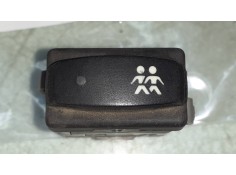 Recambio de interruptor para renault megane ii classic berlina confort authentique referencia OEM IAM 307799A CIERRE NEGRO