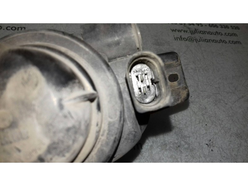 Recambio de faro antiniebla derecho para seat leon (1m1) stella referencia OEM IAM 67742840 2 PINES VALEO