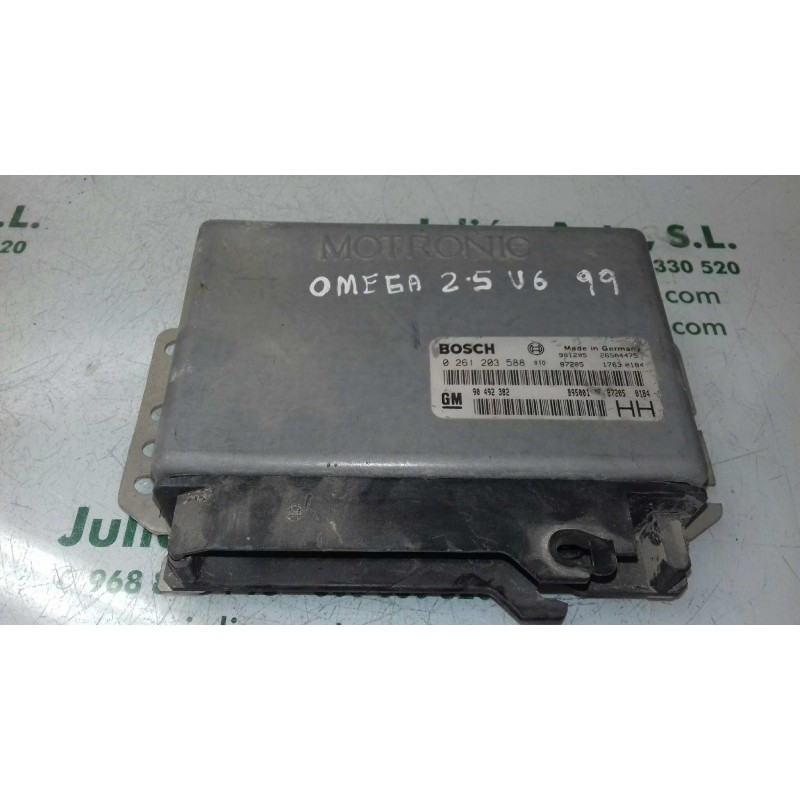 Recambio de centralita motor uce para opel omega b básico berlina referencia OEM IAM 90492382 0261203588 BOSCH