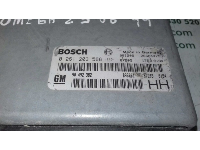 Recambio de centralita motor uce para opel omega b básico berlina referencia OEM IAM 90492382 0261203588 BOSCH