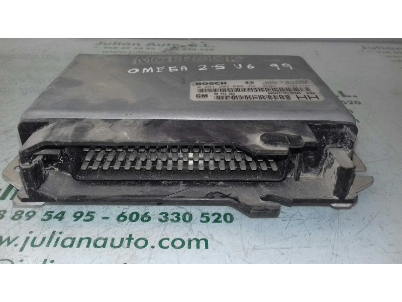 Recambio de centralita motor uce para opel omega b básico berlina referencia OEM IAM 90492382 0261203588 BOSCH