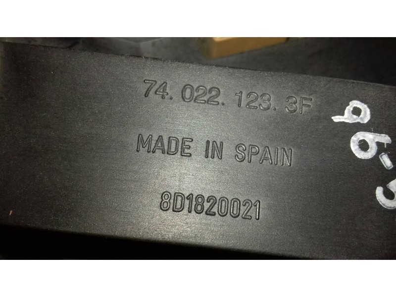 Recambio de ventilador calefaccion para volkswagen passat berlina (3b2) comfortline referencia OEM IAM 740221233F  