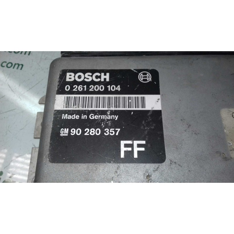 Recambio de centralita motor uce para opel astra f berlina 16v gsi referencia OEM IAM 90280357 0261200104 BOSCH