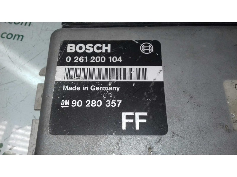 Recambio de centralita motor uce para opel astra f berlina 16v gsi referencia OEM IAM 90280357 0261200104 BOSCH