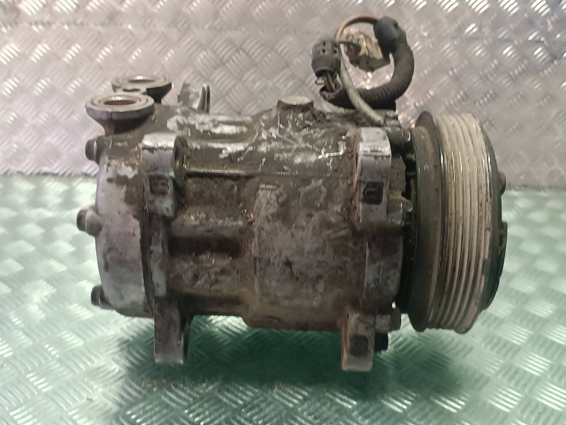 Recambio de compresor aire acondicionado para citroen saxo 1.5 d image referencia OEM IAM SD7V12 SD7V12 SANDEN