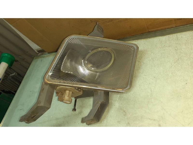 Recambio de faro antiniebla derecho para opel vectra b berlina cdx (1999) referencia OEM IAM 90585030 51572 