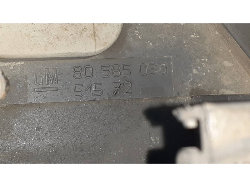 Recambio de faro antiniebla derecho para opel vectra b berlina cdx (1999) referencia OEM IAM 90585030 51572 