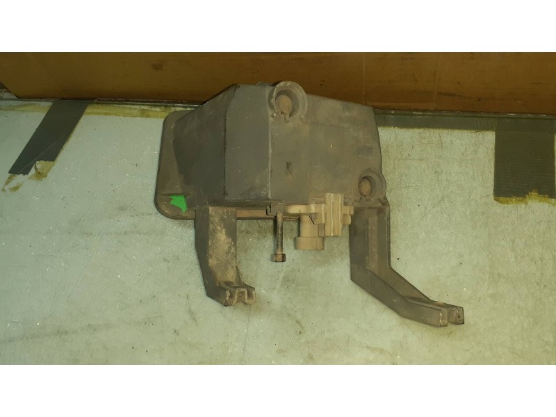 Recambio de faro antiniebla derecho para opel vectra b berlina cdx (1999) referencia OEM IAM 90585030 51572 