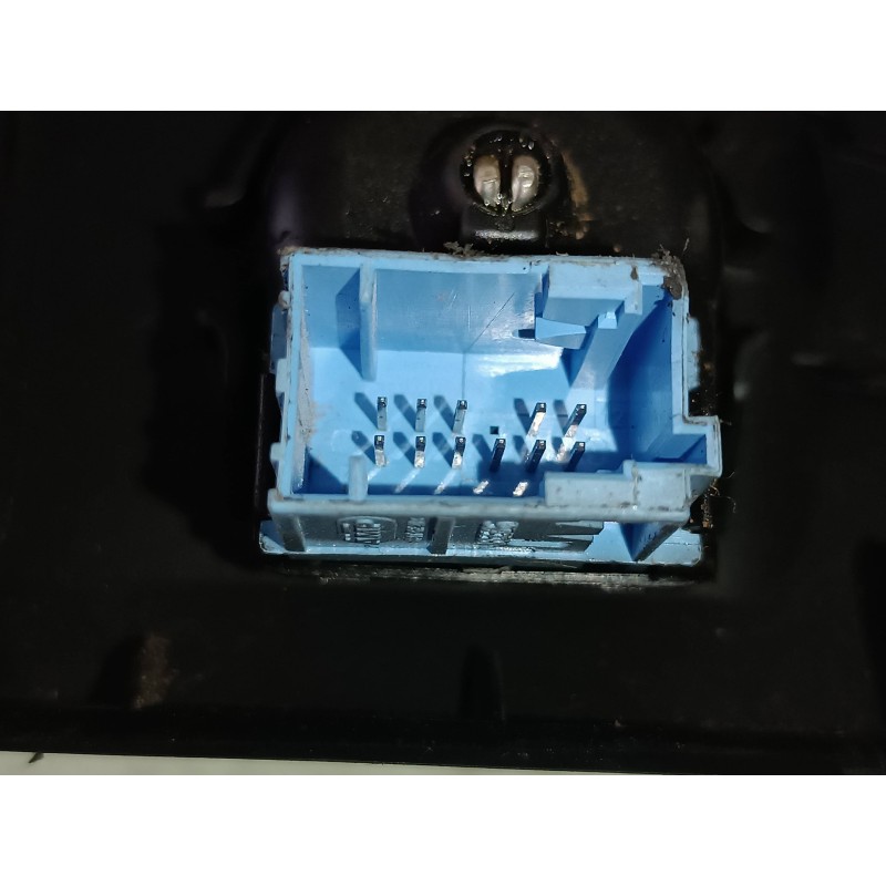 Recambio de mando retrovisor para peugeot partner kombi premium referencia OEM IAM 9680907377 AZUL CONECTOR 11 PINES