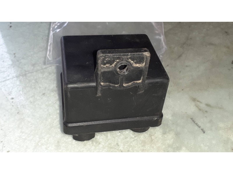 Recambio de caja precalentamiento para renault laguna ii grandtour (kg0) expression referencia OEM IAM 7700866727  