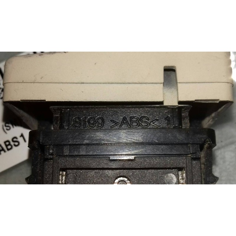 Recambio de interruptor para hyundai santa fe (sm) 2.0 gls crdi 4x4 referencia OEM IAM 025917774970 8199ABS1 ESP OFF