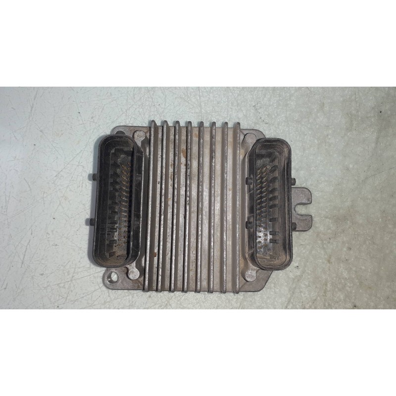 Recambio de centralita motor uce para opel vectra b berlina básico referencia OEM IAM 09364599 CPCY GM - DELCO