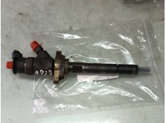 Recambio de inyector para peugeot partner kombi premium referencia OEM IAM 0445110311 620033 CONECTOR 2 PINES
