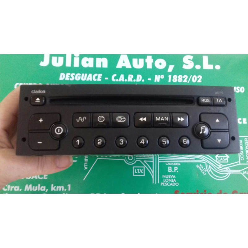 Recambio de sistema audio / radio cd para peugeot partner (s2) combi plus referencia OEM IAM 96608399XT PU2471A CLARIO