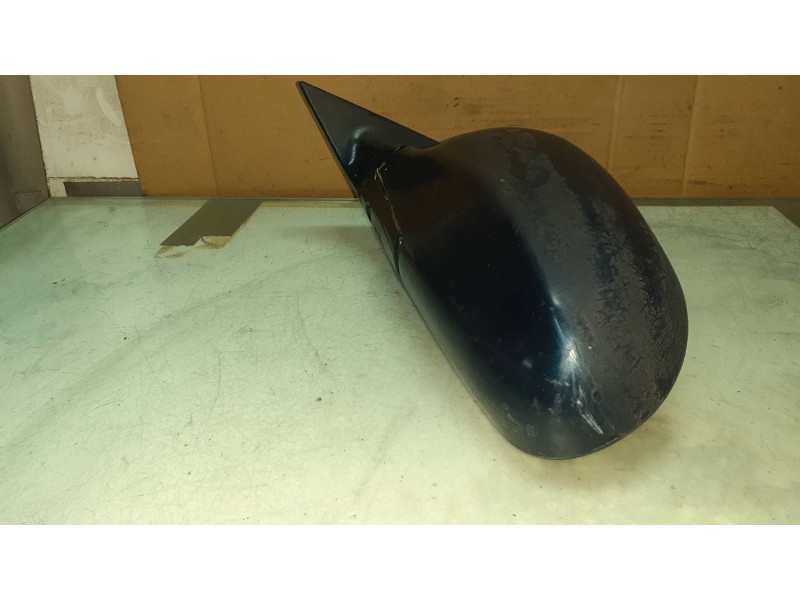 Recambio de retrovisor izquierdo para hyundai coupe (rd) 1.6 fx xplod referencia OEM IAM 010079  ELECTRICO Recambio de retrovisor izquierdo para hyundai coupe (rd) 1.6 fx xplod referencia OEM IAM 010079  ELECTRICO