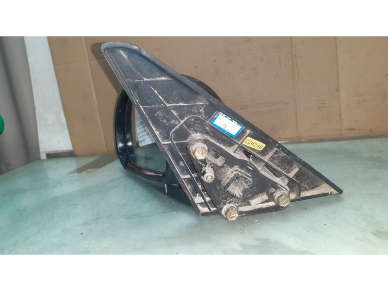Recambio de retrovisor izquierdo para hyundai coupe (rd) 1.6 fx xplod referencia OEM IAM 010079  ELECTRICO Recambio de retrovisor izquierdo para hyundai coupe (rd) 1.6 fx xplod referencia OEM IAM 010079  ELECTRICO