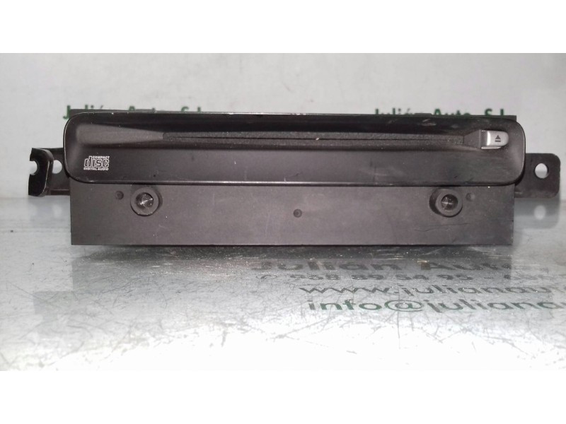 Recambio de sistema audio / radio cd para nissan primera trav. (p12) line up referencia OEM IAM 28185BA010 PN2646F 